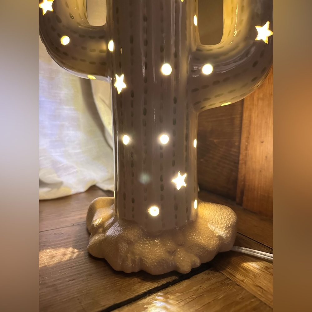 15” Light-Up Corded Ceramic Cactus Lamp in Cream/Sage Green - Picture 13 of 15
